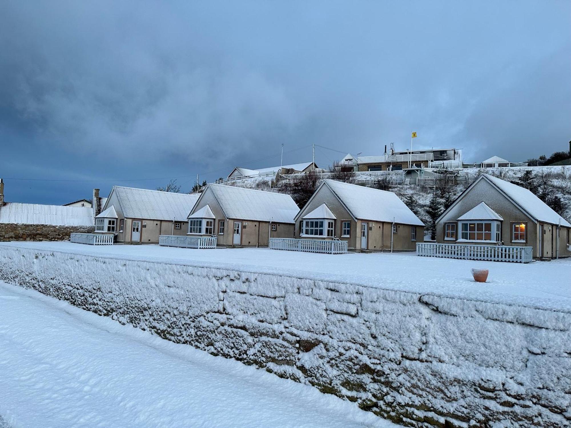 Dolphin View Cottages 2 Portmahomack Exterior photo